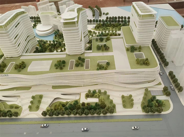 動(dòng)態(tài)模型